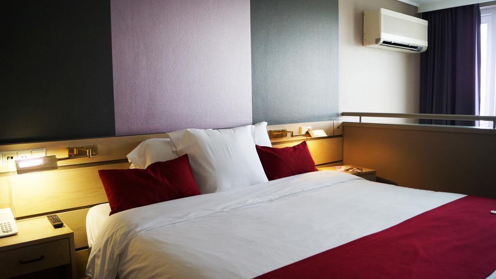 Hotel Olivier Strassen Εξωτερικό φωτογραφία